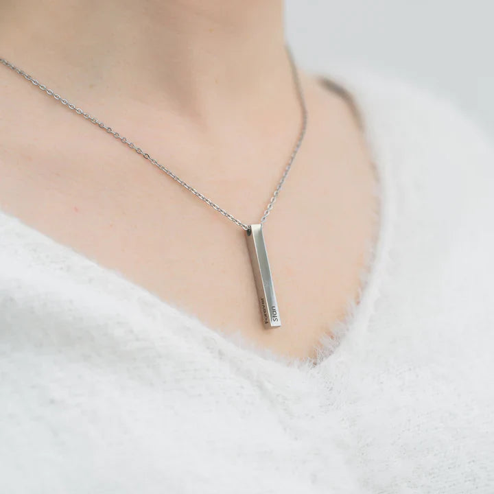 Collana Barre 3D Incisa - Eleganza personalizzata