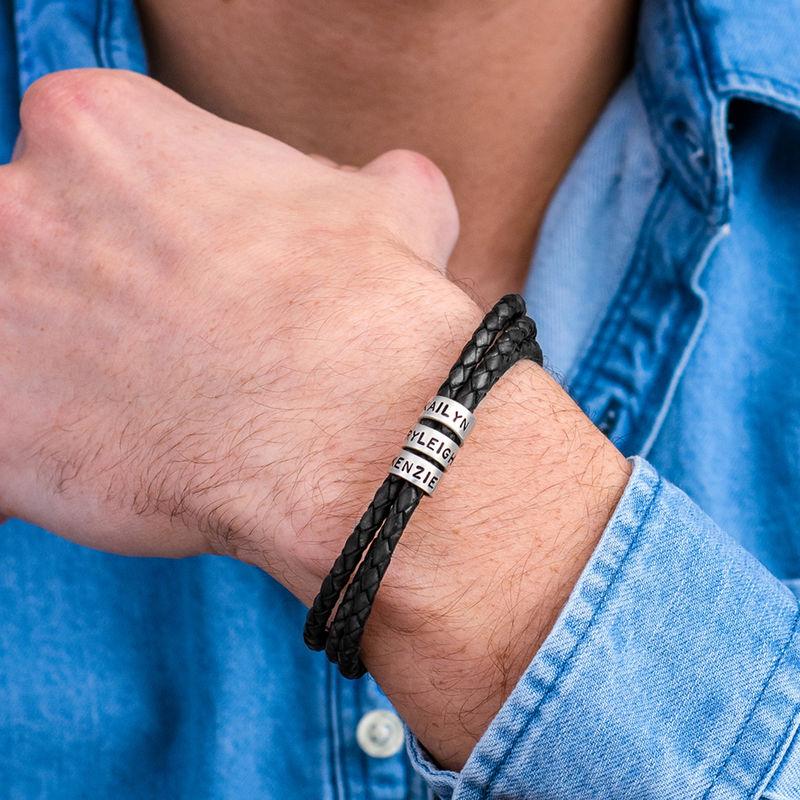Bracciale Uomo in Pelle Nera – Personalizzabile con Finiture in Argento o Oro